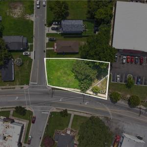 Corner lot, cleared