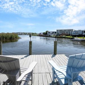 Photo #3 of 3665 Sandpiper Road Road, Virginia Beach, Virginia