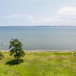 Photo #13 of 1508 Chesapeake Avenue, Hampton, Virginia 0.6 acres
