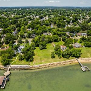 Photo #9 of 1506 Chesapeake Avenue, Hampton, Virginia 0.7 acres