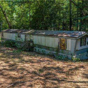 Photo #4 of 166 Barricks Mill Road, Topping, Virginia 0.5 acres