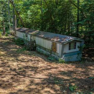 Photo #5 of 166 Barricks Mill Road, Topping, Virginia 0.5 acres
