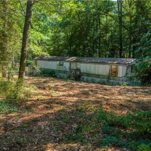 Photo #6 of 166 Barricks Mill Road, Topping, Virginia 0.5 acres