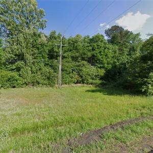 Photo #3 of 385 Kenyon Road, Suffolk, Virginia