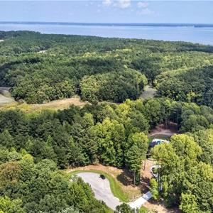 Photo #8 of 1201 Creekway Drive, Smithfield, Virginia 1.8 acres