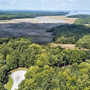 Photo #10 of 1201 Creekway Drive, Smithfield, Virginia 1.8 acres
