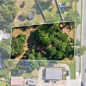Photo #11 of 1828 Holland Road, Suffolk, Virginia 0.5 acres
