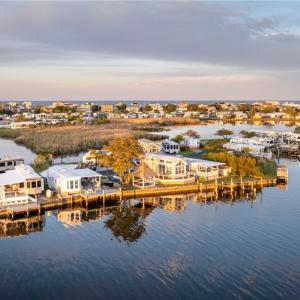 Photo #15 of 3665 Sandpiper Road, Virginia Beach, Virginia