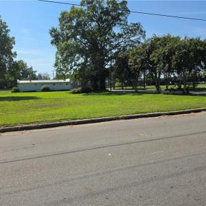 Photo #3 of 300 15th Street Road, West Point, Virginia 0.2 acres