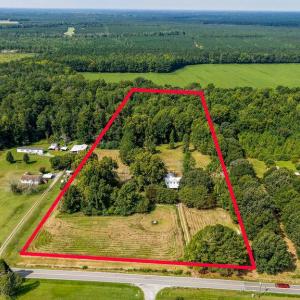 Photo #3 of 2010 Great Fork Road, Suffolk, Virginia 3.0 acres