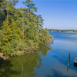 Would accommodate a year-round home or 2nd home cottage
