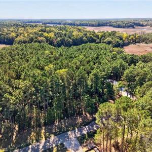 Photo #8 of 14310 Hardys Place, Smithfield, Virginia 3.6 acres