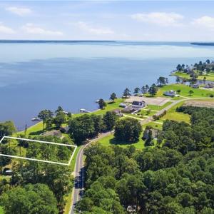 Photo #5 of 222 Small Drive, Elizabeth City, North Carolina 1.0 acres