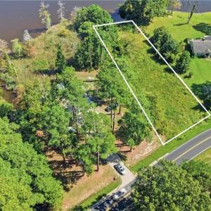 Photo #8 of 222 Small Drive, Elizabeth City, North Carolina 1.0 acres