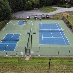 Photo #4 of 1421 Loch Lomond, Summerfield, NC 1.0 acres