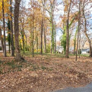 Photo #3 of 2107 Granville, Greensboro, NC 0.4 acres