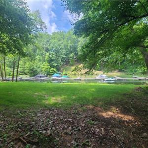 Photo #4 of 450 Crossing Creek, Belews Creek, NC 3.5 acres