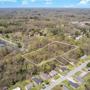 Photo #1 of 811 Douglas, Thomasville, NC 1.9 acres