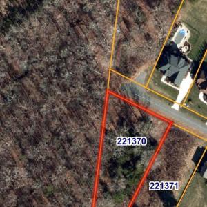Photo #2 of 605 Scotts Glen, Greensboro, NC 0.8 acres
