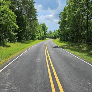 Lots of Road frontage