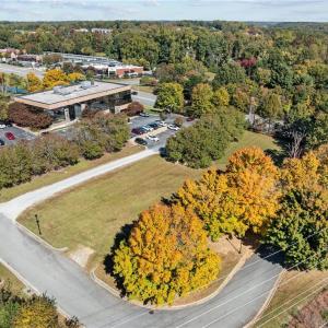 Photo #6 of 3855 Battleground, Greensboro, NC 2.1 acres