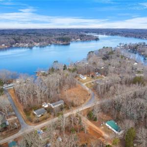 Photo #5 of 111 Waterway, Lexington, NC 0.6 acres