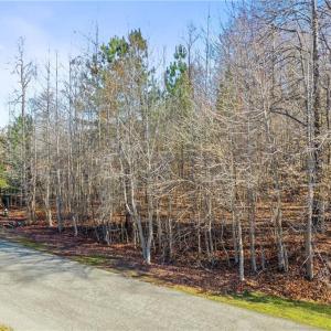 Photo #5 of 3927 Fox Grove, Greensboro, NC 0.6 acres