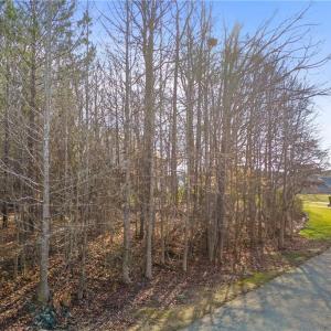Photo #9 of 3927 Fox Grove, Greensboro, NC 0.6 acres