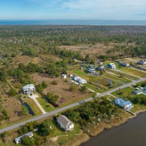 Photo #5 of 172 Bayview Drive, Stumpy Point, NC