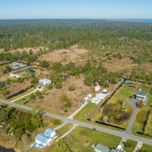 Photo #25 of 170 Bayview Drive, Stumpy Point, NC