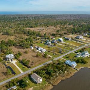 Photo #31 of 170 Bayview Drive, Stumpy Point, NC