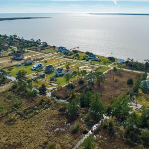 Photo #15 of 170 Bayview Drive, Stumpy Point, NC