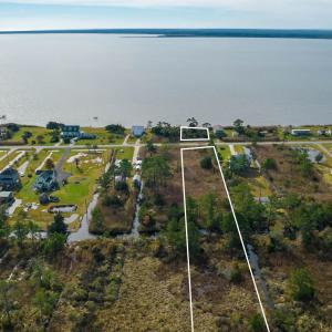 Photo #16 of 170 Bayview Drive, Stumpy Point, NC