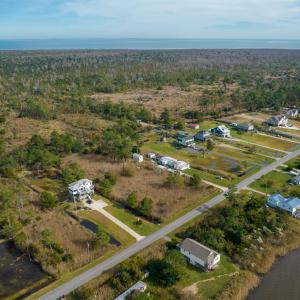 Photo #8 of 170 Bayview Drive, Stumpy Point, NC