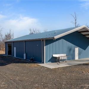 2500 sq foot insulated (R-13) Renegade steel building (built in 2016) with 3 commercial garage door entries