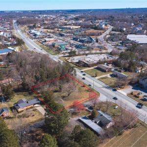 Photo #11 of 2301 Eastchester, High Point, NC 0.6 acres