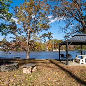 Photo #10 of 8019 Duck Pond, Browns Summit, NC 1.5 acres