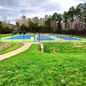 Tennis/Pickleball Courts