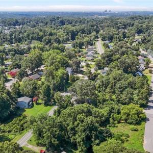 Photo #9 of 3707 Martin, Greensboro, NC 0.2 acres