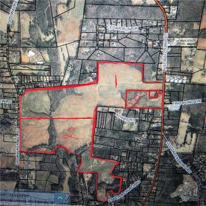 All parcels showing how they connect the 284.89 +/- acres