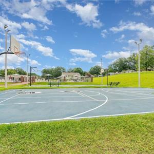 Basketball/Pickleball courts