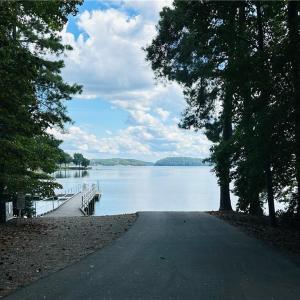 Photo #4 of 178 Bayview, New London, NC 0.9 acres