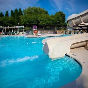 Old North State Club Pool