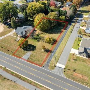 Photo #4 of 610 Meadowlark, Winston-Salem, NC 0.5 acres