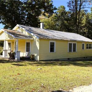 House 2 (589 Barker Rd)