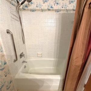 House 1 (613 Barker Rd)