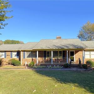 House 1 (613 Barker Rd)