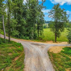 Right turn onto the 9.010 acre tract!!!