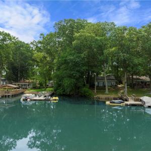 Photo #2 of 1349 Hickory Point, Lexington, NC 0.3 acres