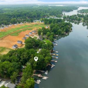 Photo #6 of 1349 Hickory Point, Lexington, NC 0.3 acres